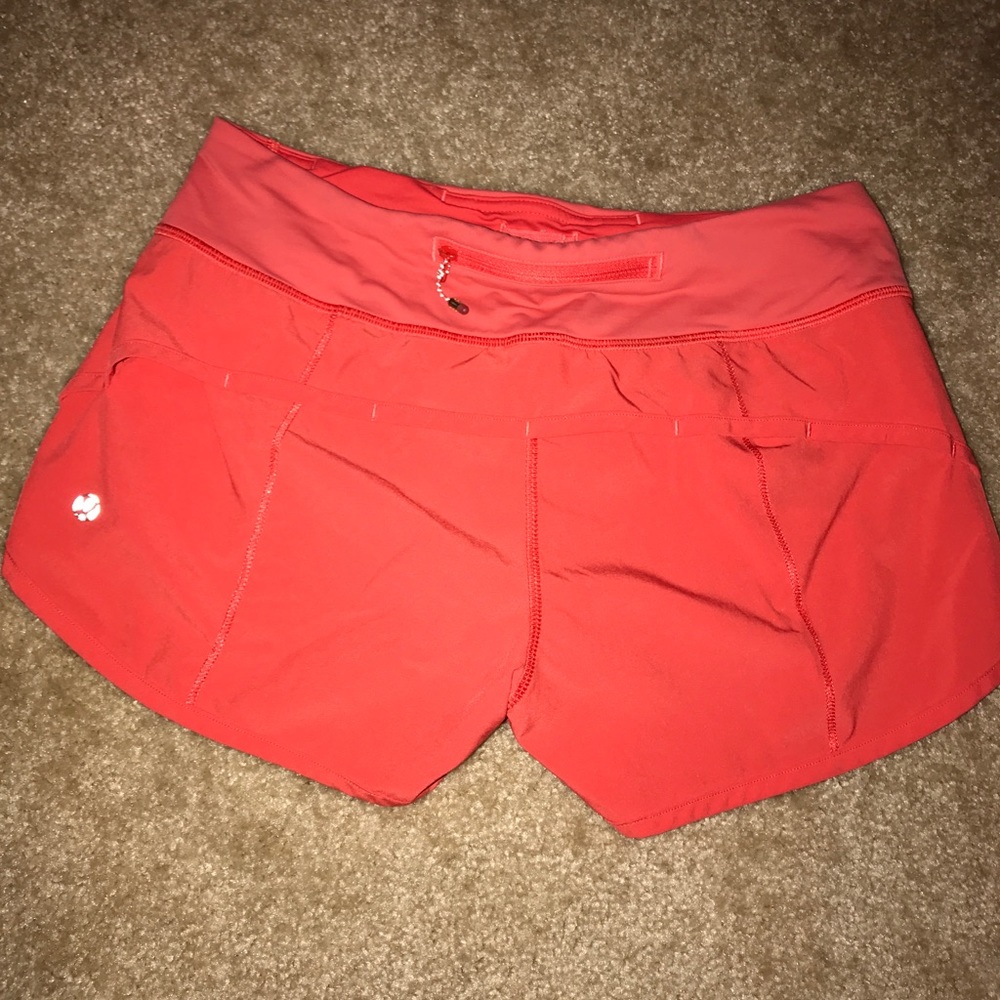 GUC Lululemon Red Speed Short Size 4